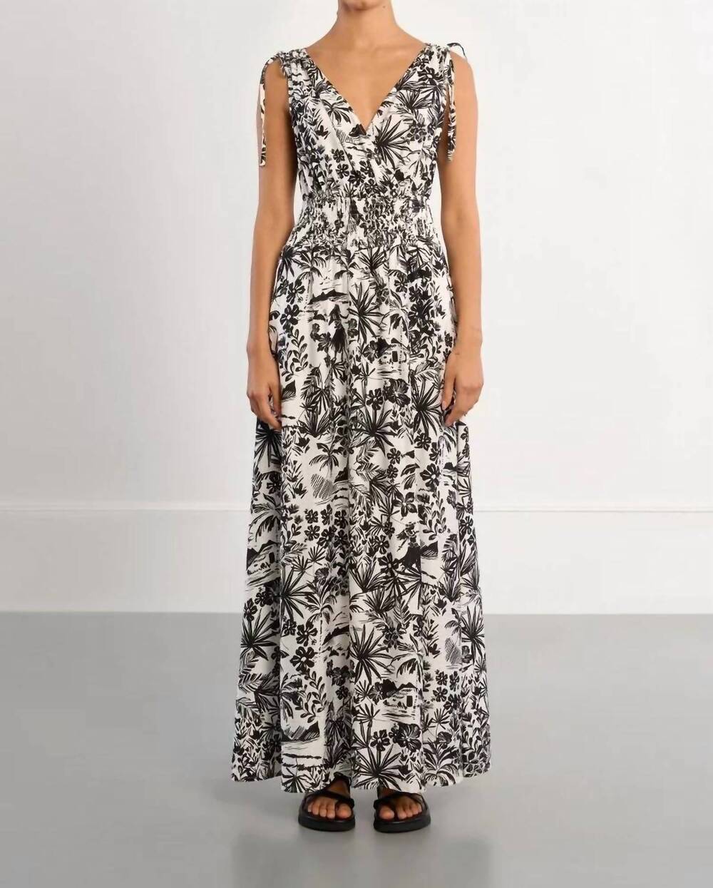 NEW MOLLY BRACKEN tropical print smocked maxi dress in multi